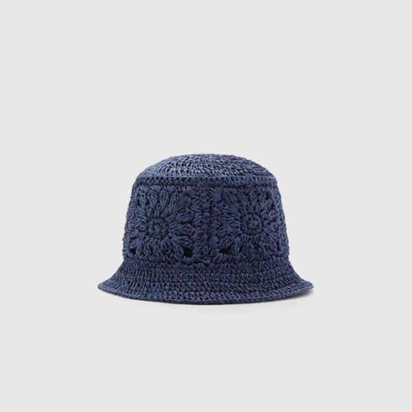 Crochet bucket hat