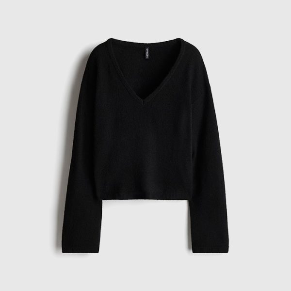 Fine-knit V-neck jumper