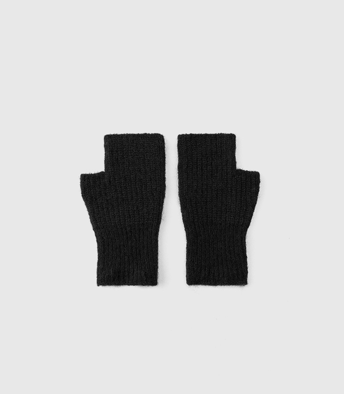 short-ribbed-mittens.jpeg Short ribbed mittens - الصورة 1